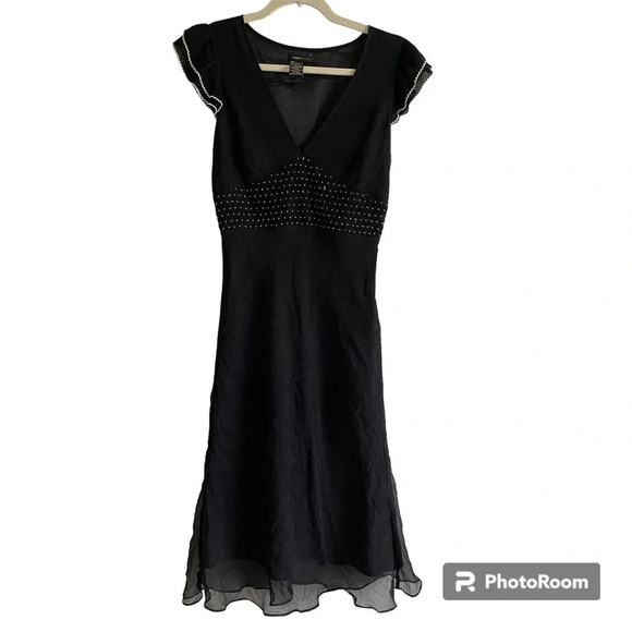 100% Silk  BCBGMAXAZRIA Black V-Neck Flowy Midi Dress Size 2 - Picture 1 of 13